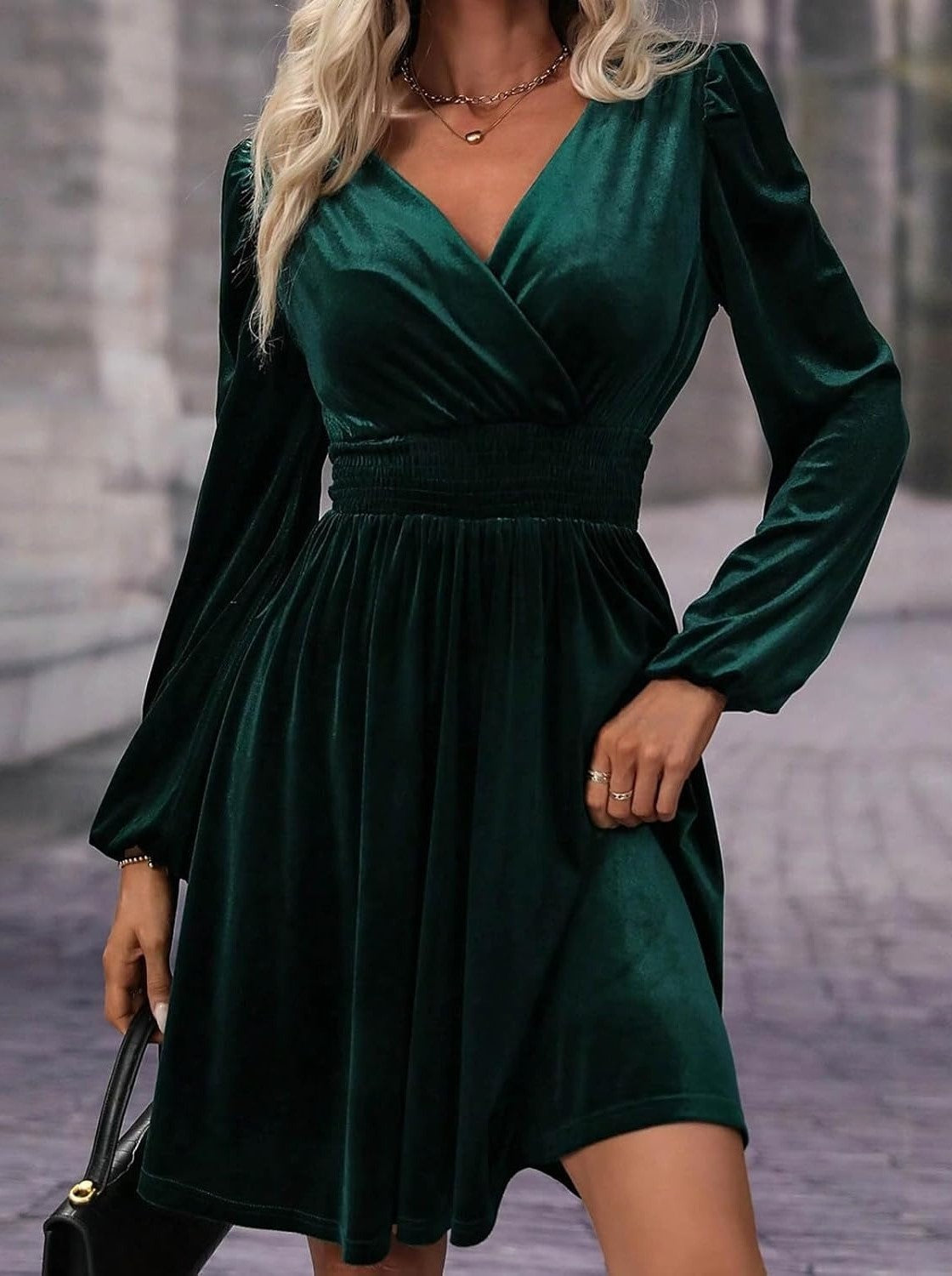 Women's Elegant V Neck Long Sleeves Velvet Dress