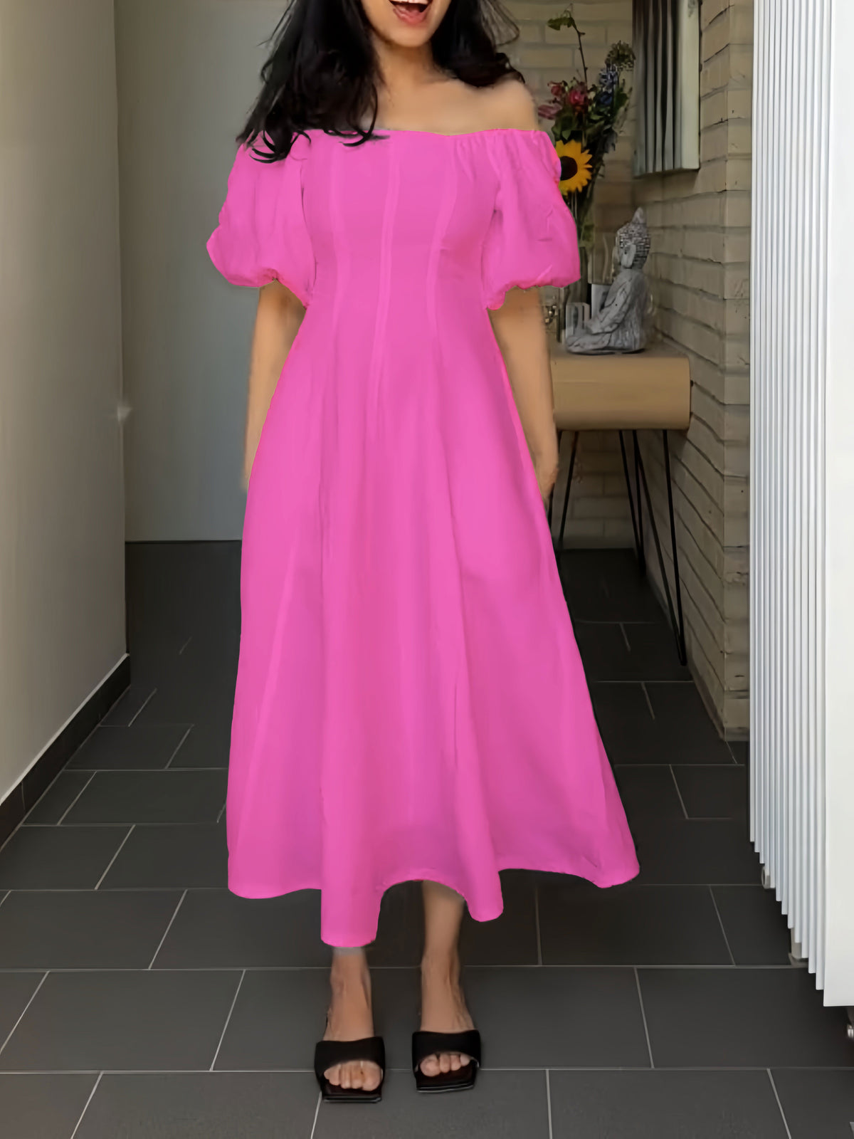 Fluttering Strapless Puffy Sleeve Dress