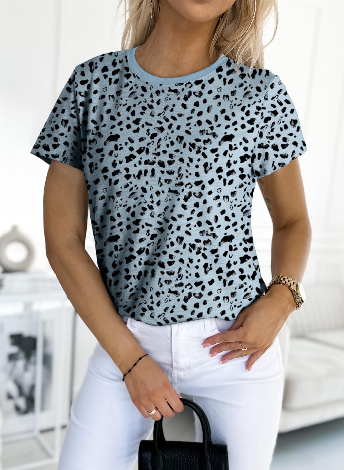 Women's Cheetah Print Crew Neck Short Sleeve T Shirt