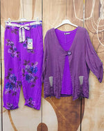 Solid Color Long Sleeve Tops and Floral Loose Pants Two Piece Suits