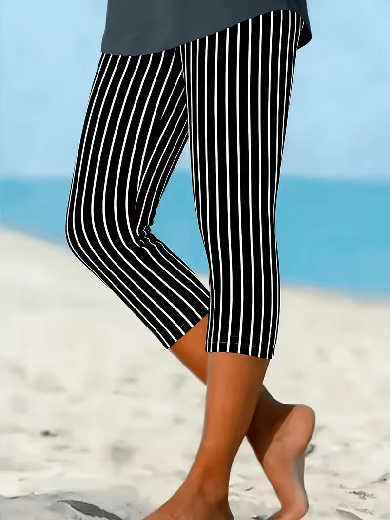 Vertical Stripe Natural Elastic Waist Regular Fit H-Line Capri Rayon Casual Leggings