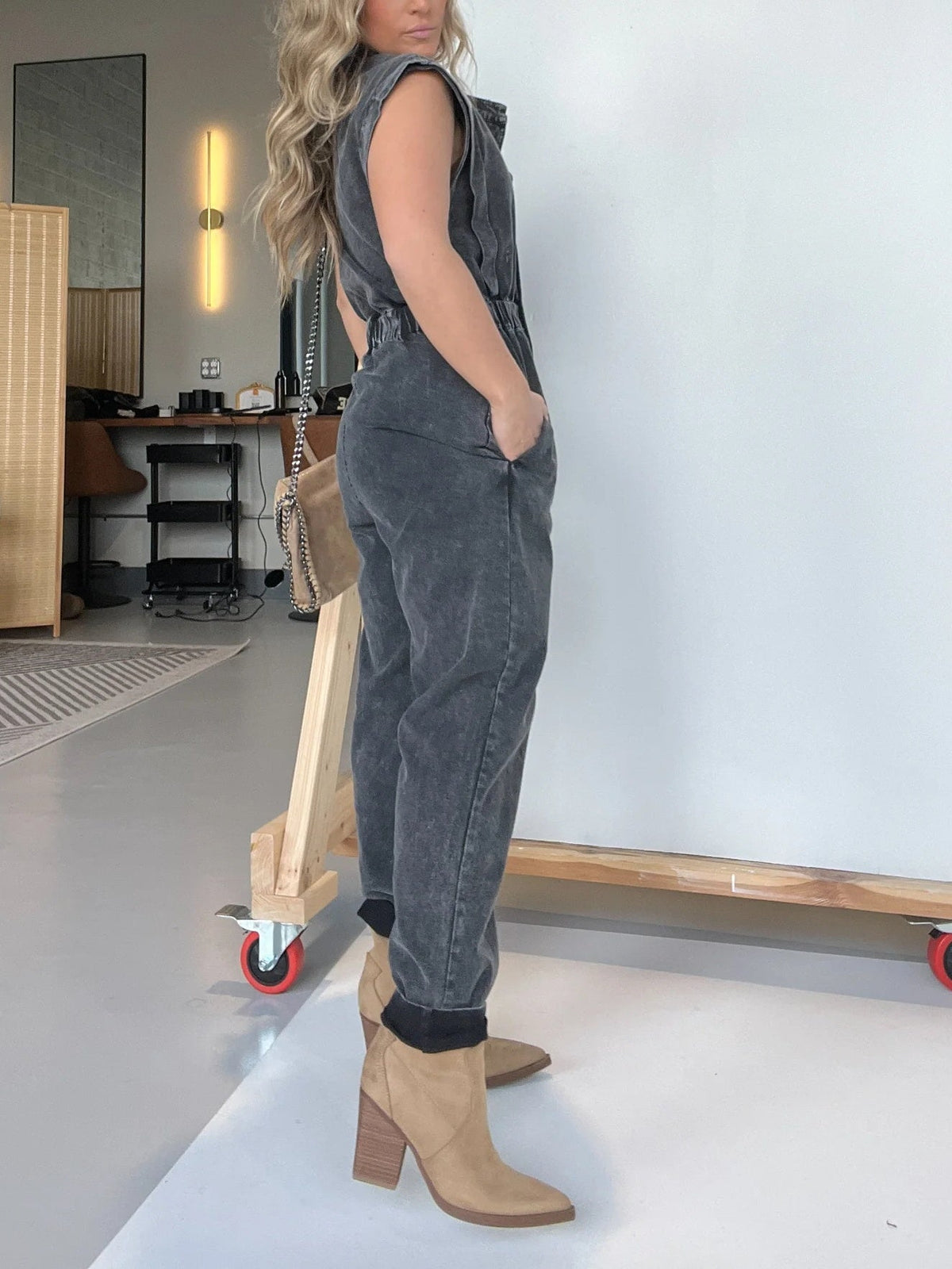 Lightweight Jumpsuit with Cinched Waist and Pockets