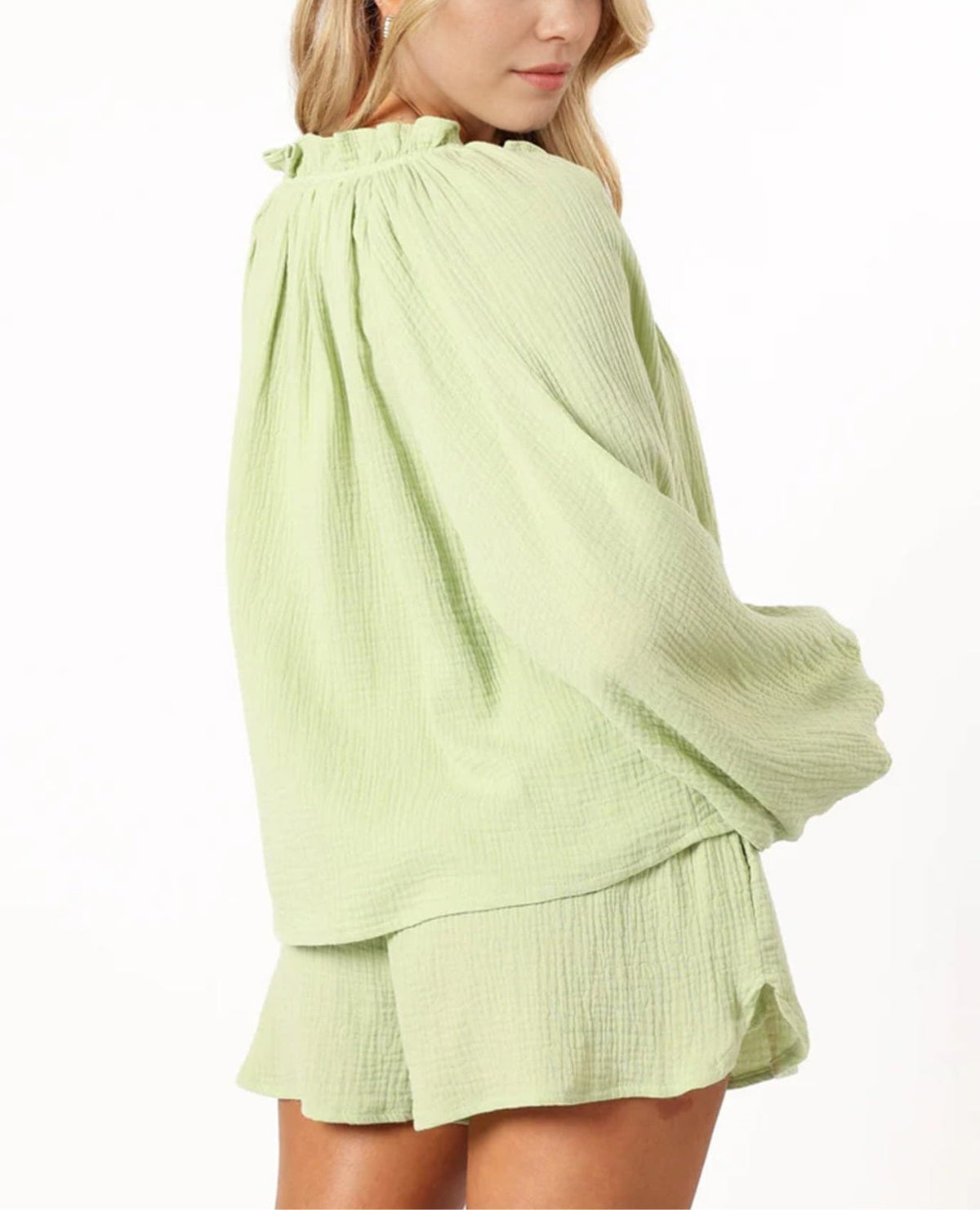 Women's Ruffle Long Sleeve Top and Shorts Two Piece Set With Pockets