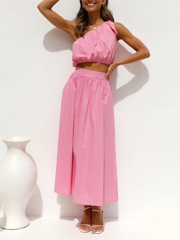 Women's Tie Knot One Shoulder Tank Top Outfits