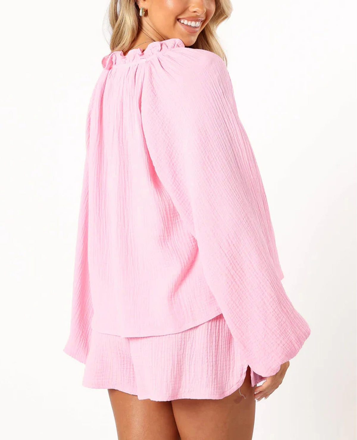 Women's Ruffle Long Sleeve Top and Shorts Two Piece Set With Pockets