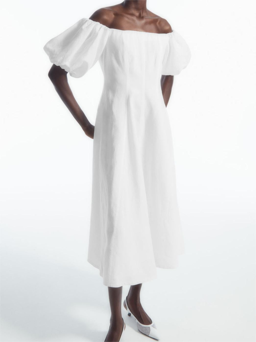 Fluttering Strapless Puffy Sleeve Dress