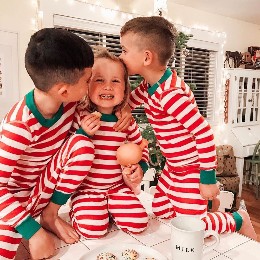 Red & Green Stripe Family Pajamas 2-piece Set