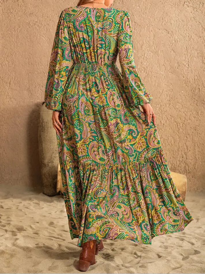 Women's Boho Bohemian Style Long Sleeve Woven Paisley Print Dress with Fitted Waist, Comfortable and Stylish for All Seasons, Perfect for the Beach