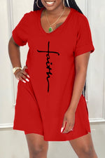Letter Print Split Side V Neck T-Shirt & Shorts Two Piece Set