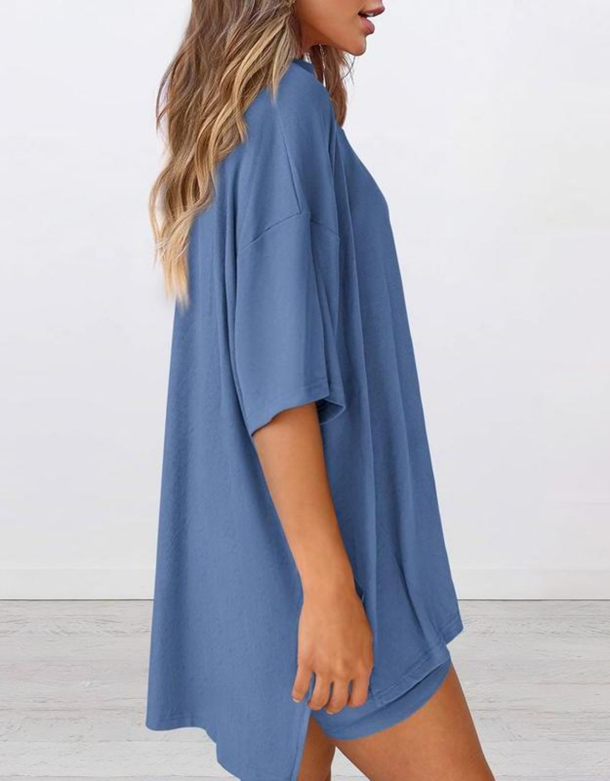 Women's Round Neck Side Slit Short Sleeve Top Tight Shorts Set