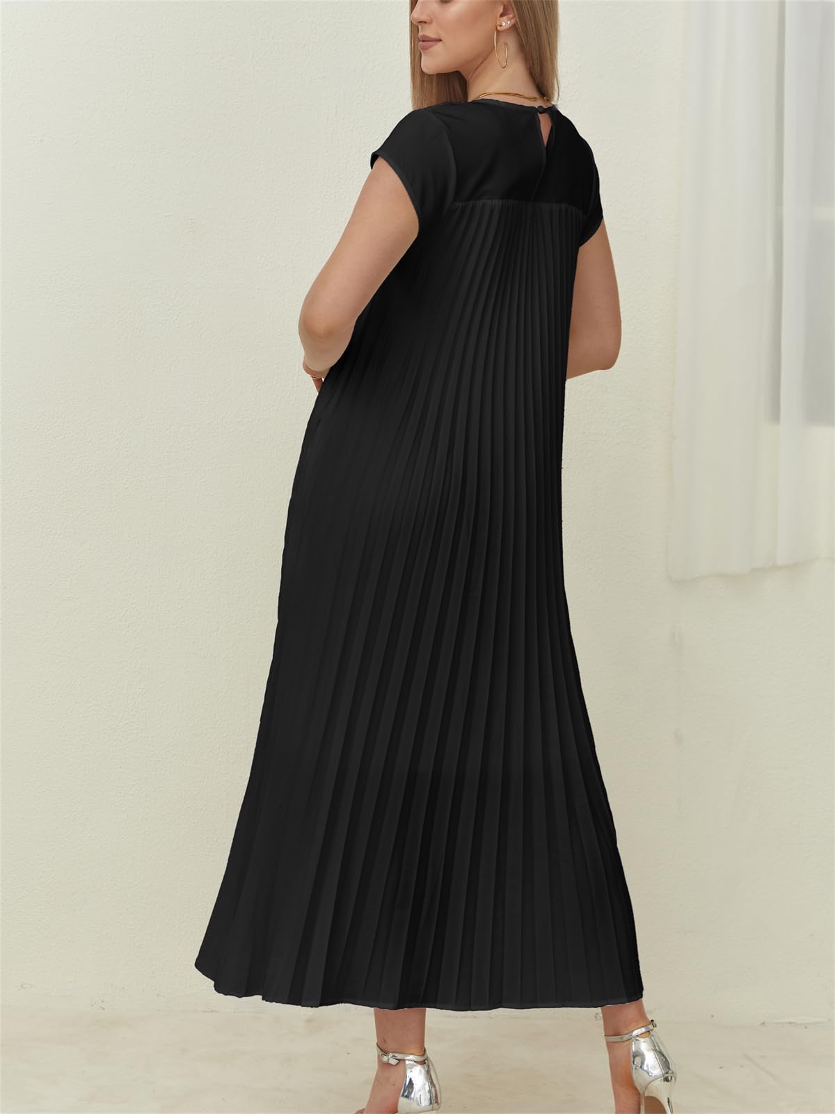Women's Cap Sleeve Pleated Flowy Maxi Dress