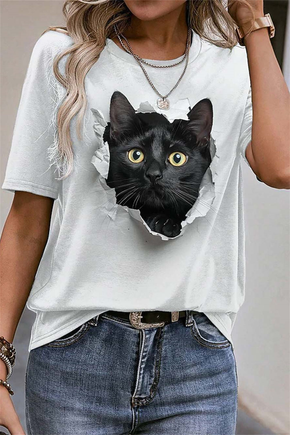 White Cat Graphic Round Neck Short Sleeve Tee