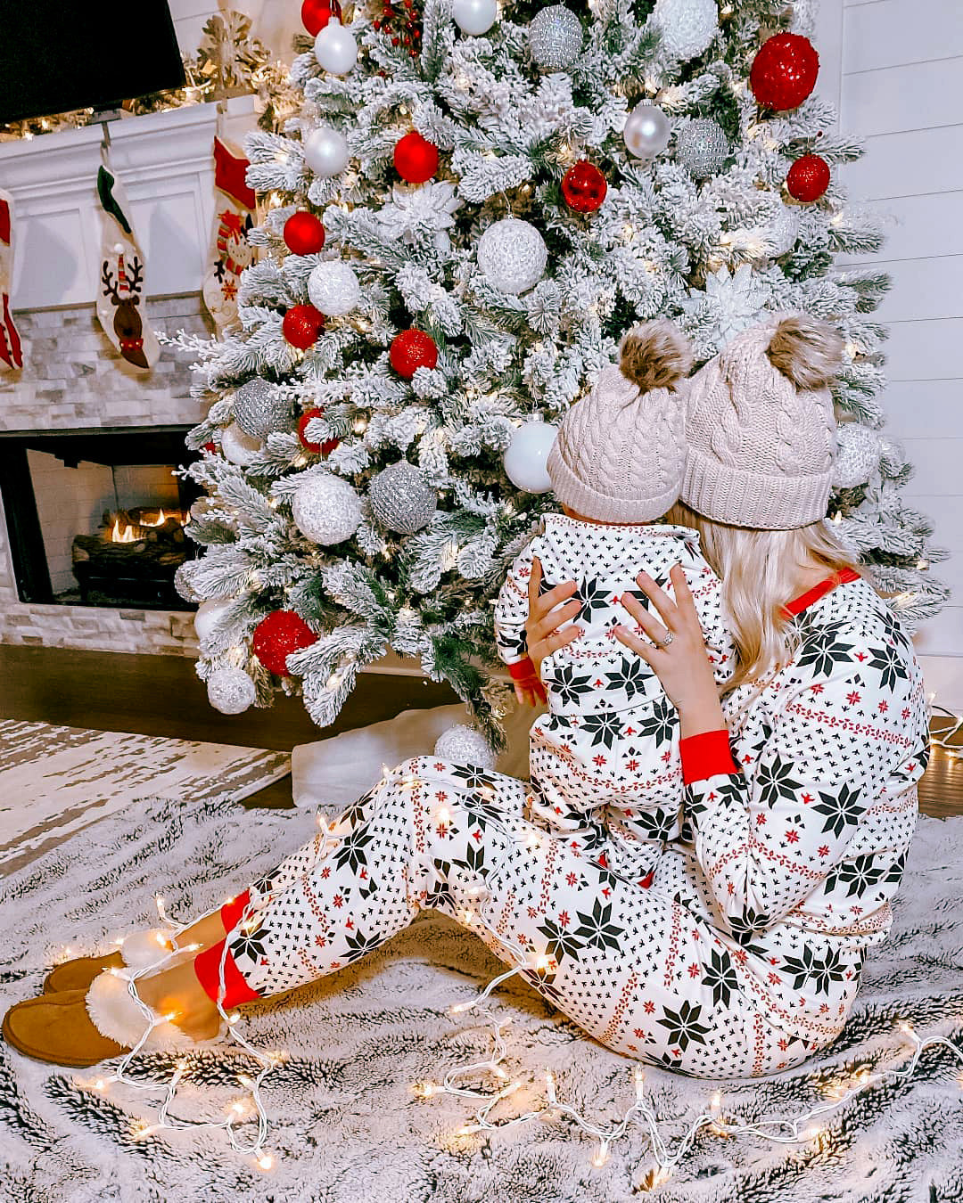 Snowflake Family Pajamas 2-piece Set