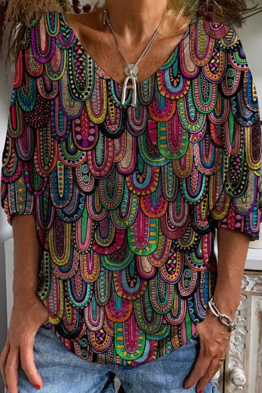 Vintage Ethnic Print V-neck Half Sleeves T-shirt