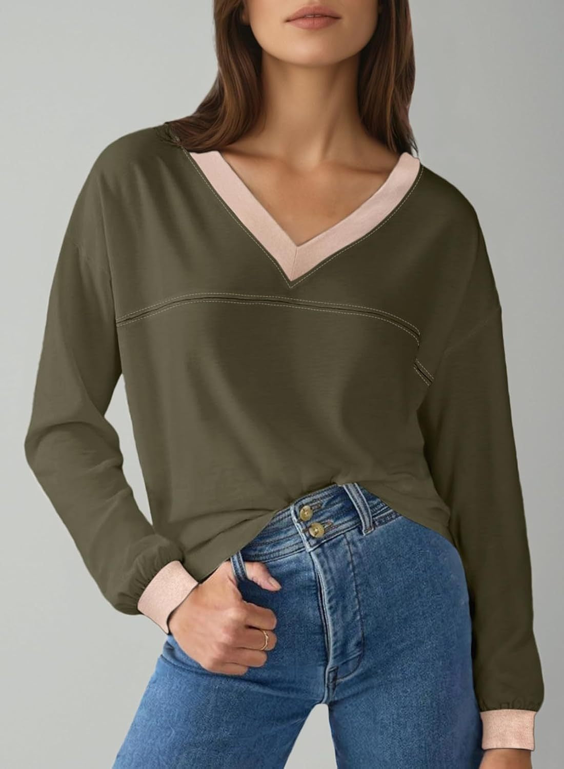 Women's Loose V-Neck Long Sleeve Colorblock T-shirt