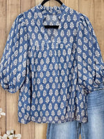 Women's V-Neck & Stand Collar Printed 3/4 Sleeve Blouse