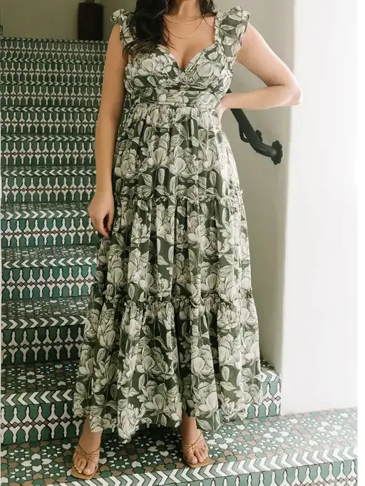 Vintage Garden Floral Tiered Maxi Dress with Ruffle Sleeves